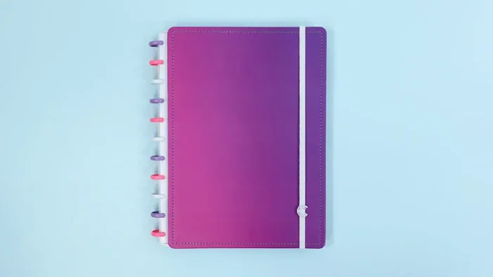 Caderno Inteligente Ultraviolet Médio -  Yasmin Galvão